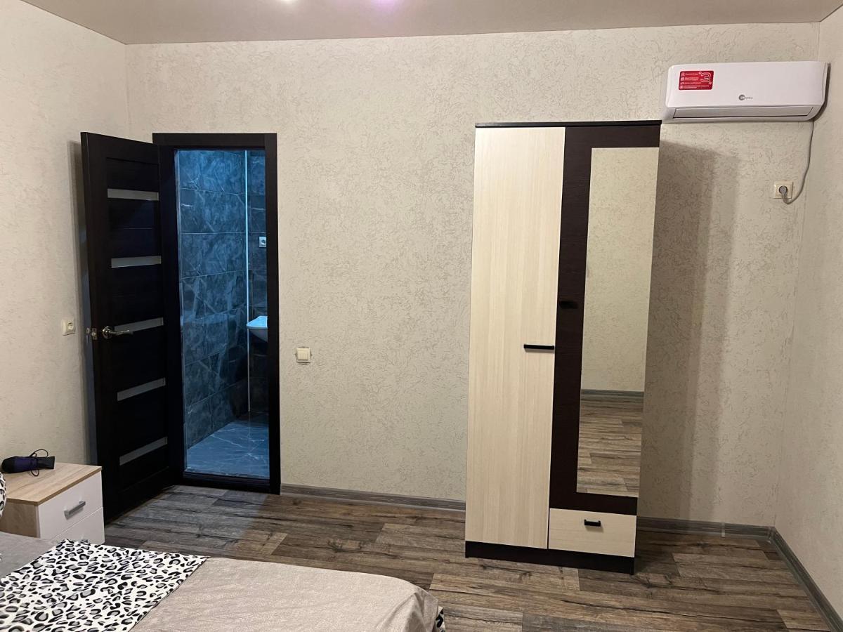 Леон Hotell Gagra Exteriör bild